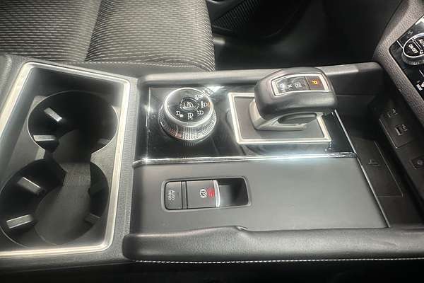 2022 Mitsubishi Outlander LS ZM
