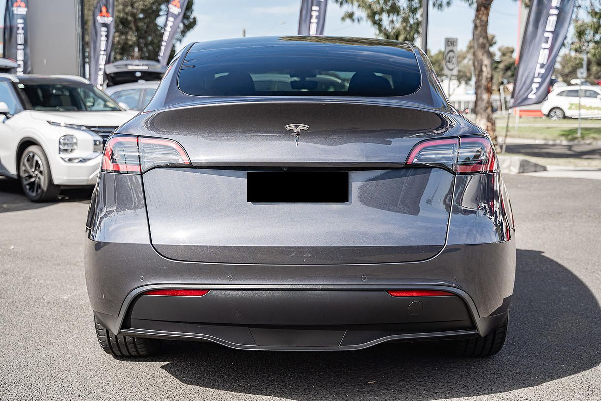 2023 Tesla Model Y Rear-Wheel Drive