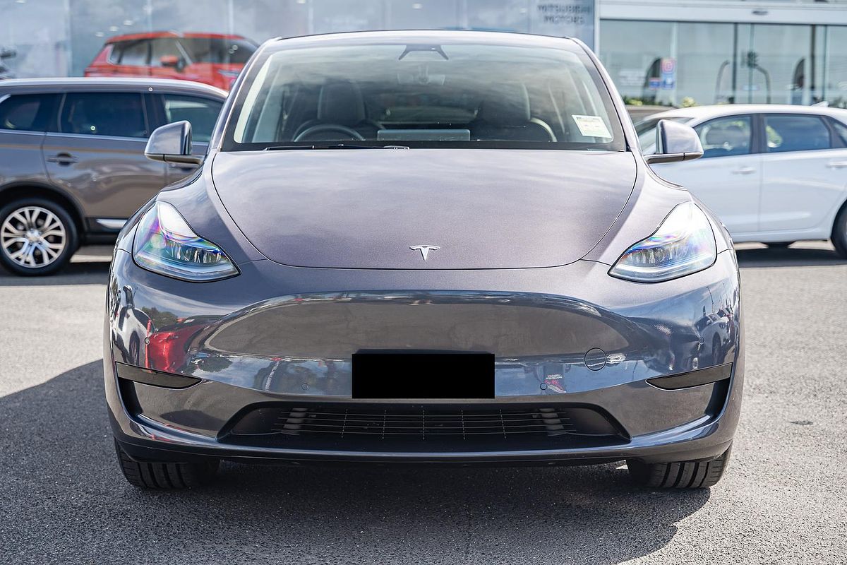 2023 Tesla Model Y Rear-Wheel Drive