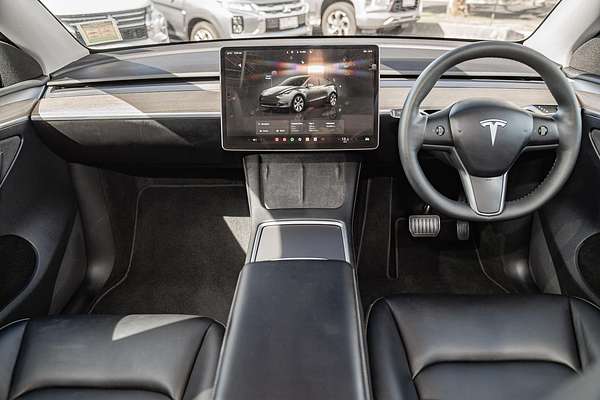 2023 Tesla Model Y Rear-Wheel Drive