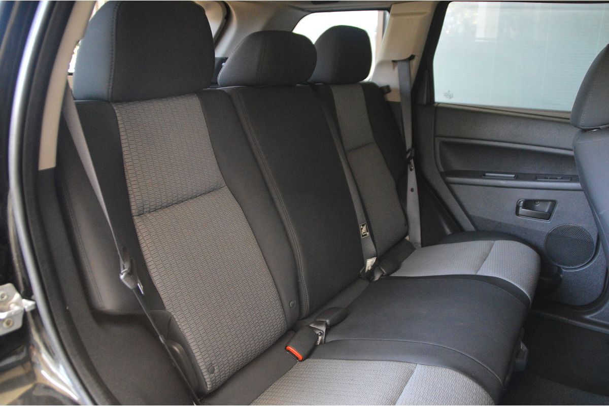 2009 Jeep Grand Cherokee Laredo WH