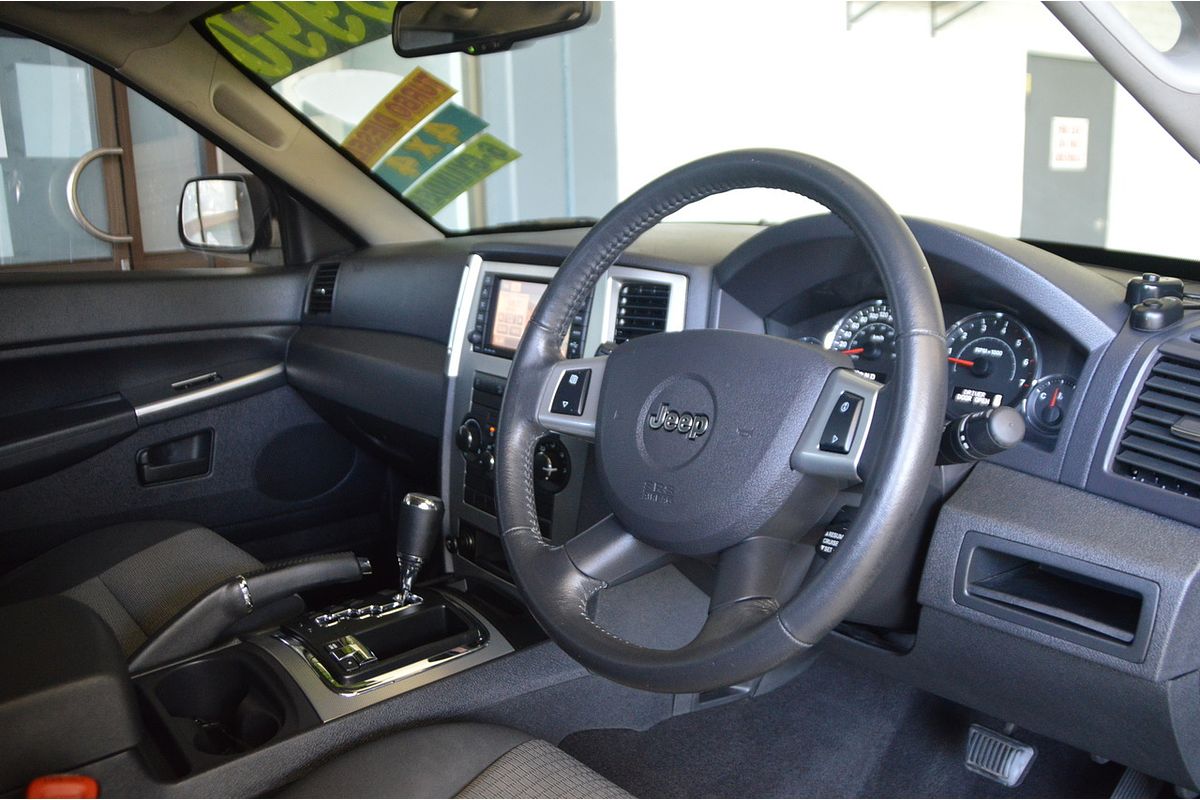 2009 Jeep Grand Cherokee Laredo WH