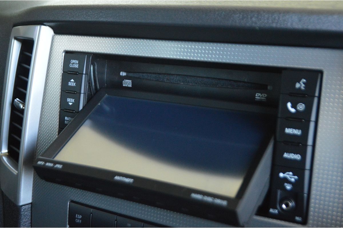 2009 Jeep Grand Cherokee Laredo WH