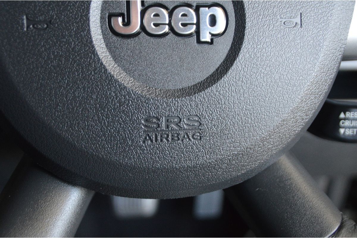 2009 Jeep Grand Cherokee Laredo WH