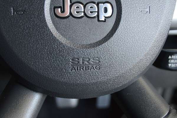2009 Jeep Grand Cherokee Laredo WH
