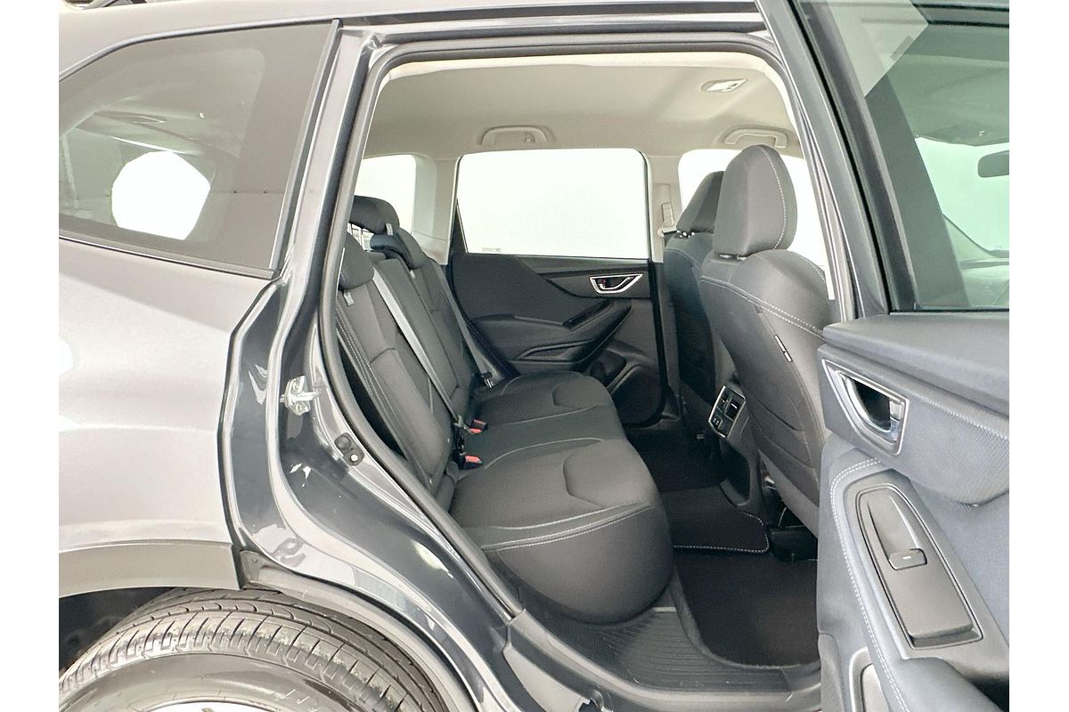 2023 Subaru Forester 2.5i S5
