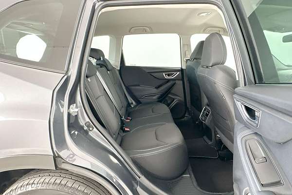 2023 Subaru Forester 2.5i S5