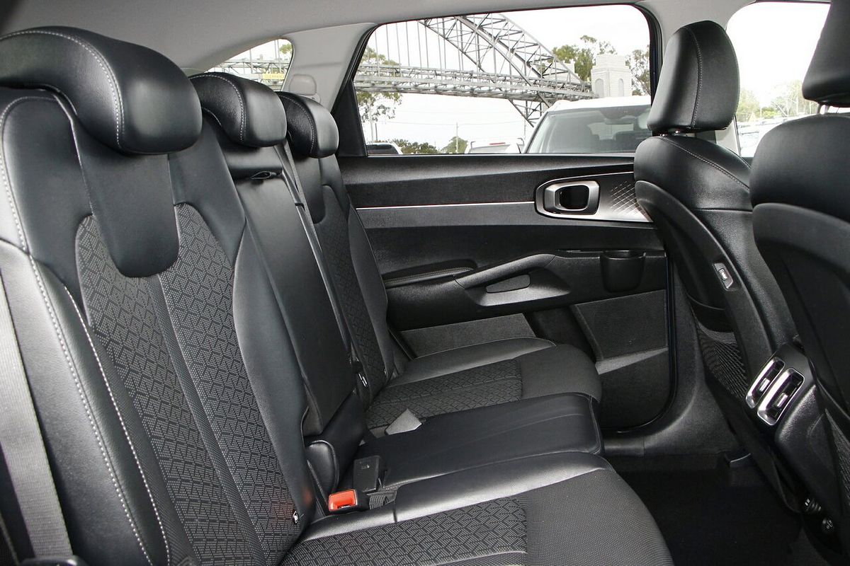 2023 Kia Sorento Sport+ MQ4