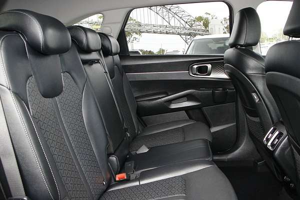 2023 Kia Sorento Sport+ MQ4