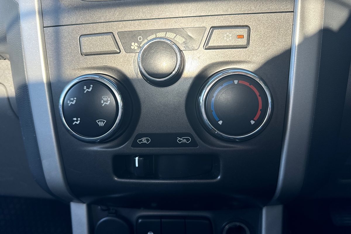 2014 Holden Colorado LX RG Rear Wheel Drive