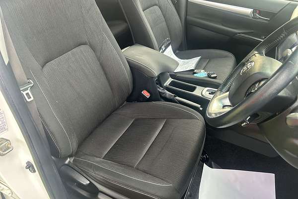 2016 Toyota Hilux SR5 GUN126R 4X4