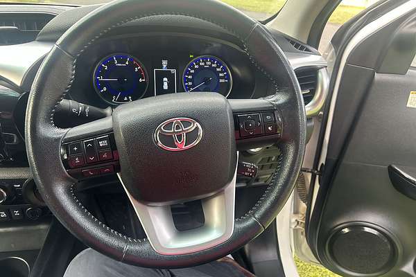 2016 Toyota Hilux SR5 GUN126R 4X4