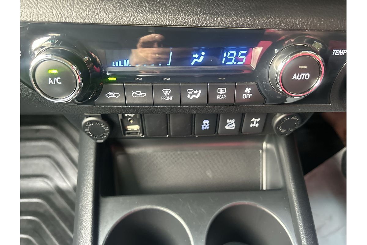 2016 Toyota Hilux SR5 GUN126R 4X4