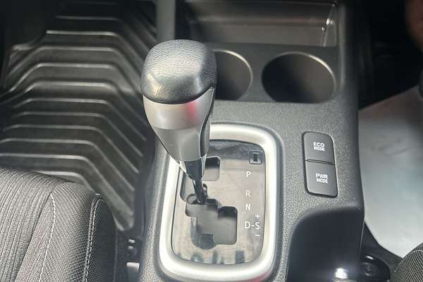 2016 Toyota Hilux SR5 GUN126R 4X4
