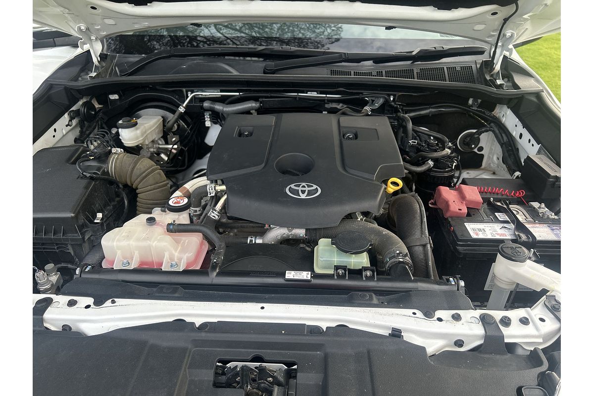 2016 Toyota Hilux SR5 GUN126R 4X4