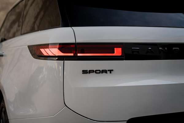 2024 Land Rover Range Rover Sport P360 SE L461