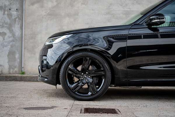 2024 Land Rover Discovery P360 Dynamic HSE Series 5