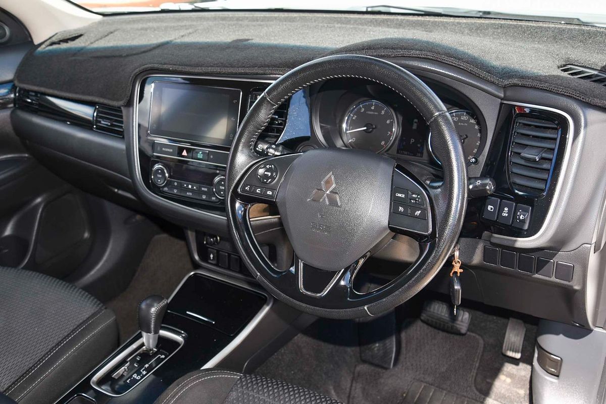 2018 Mitsubishi Outlander ES ZL