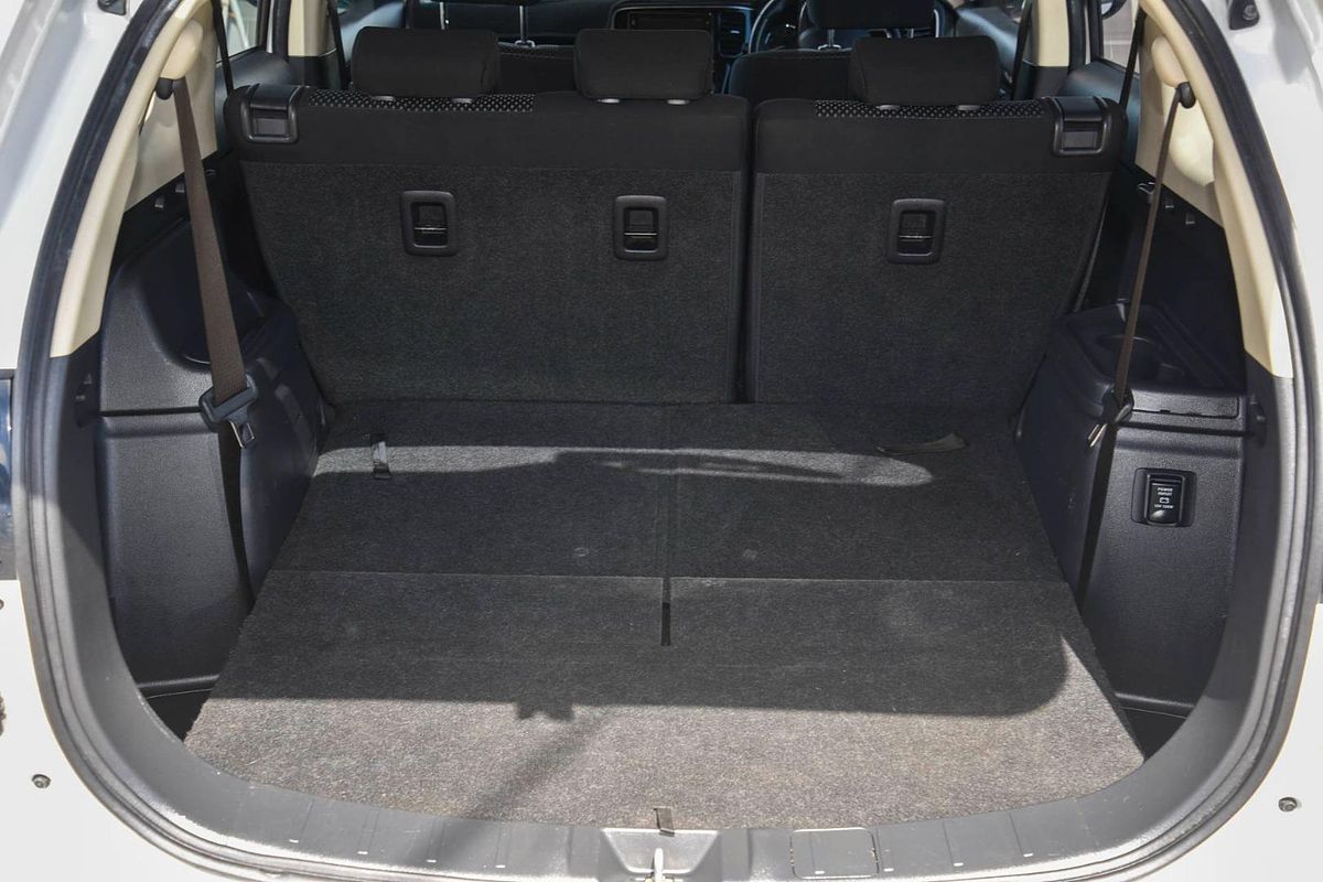 2018 Mitsubishi Outlander ES ZL