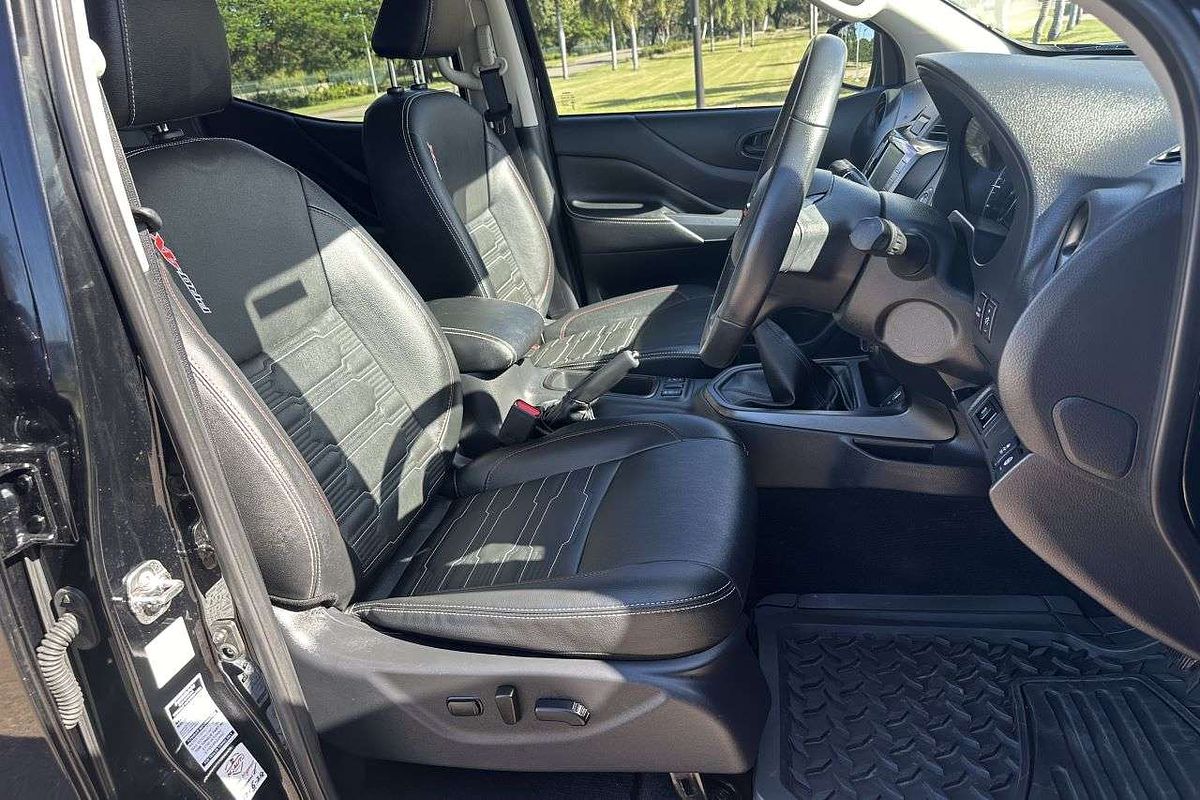 2024 Nissan Navara PRO-4X D23 4X4