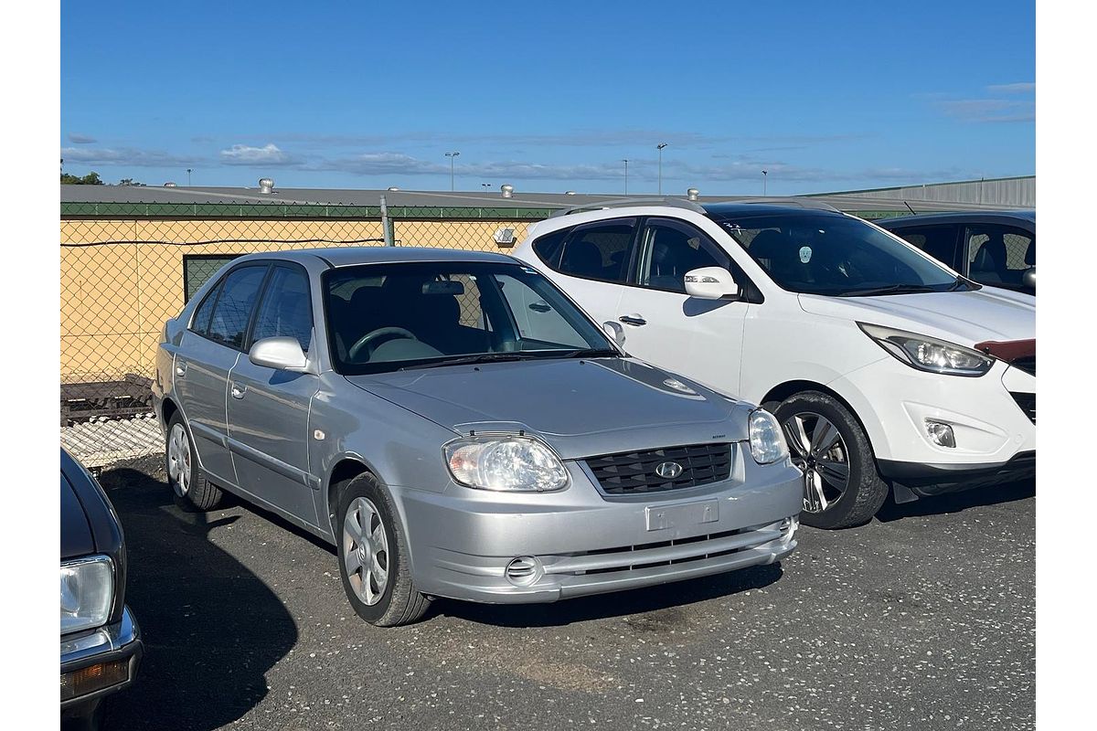 2004 Hyundai Accent GL LC