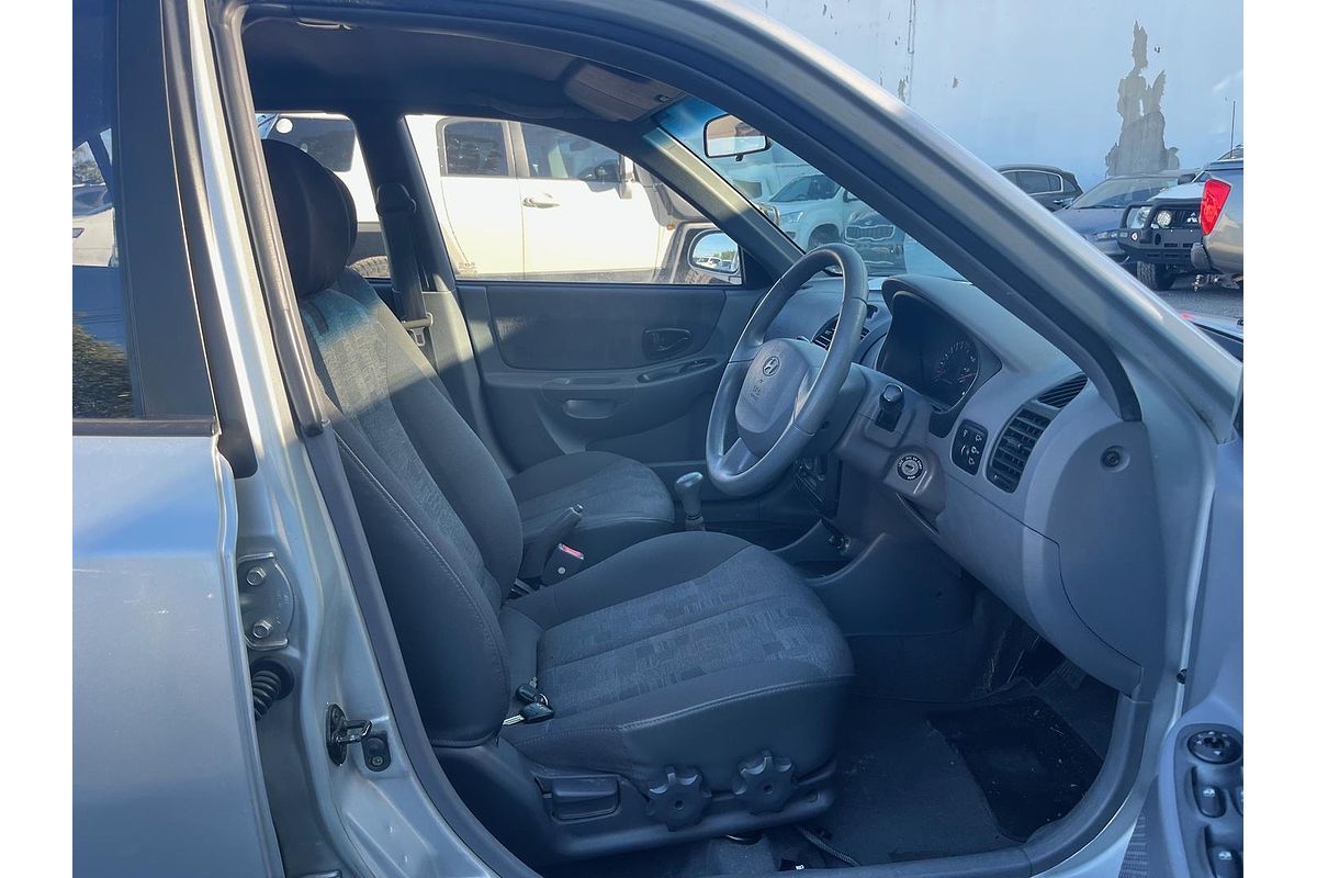 2004 Hyundai Accent GL LC