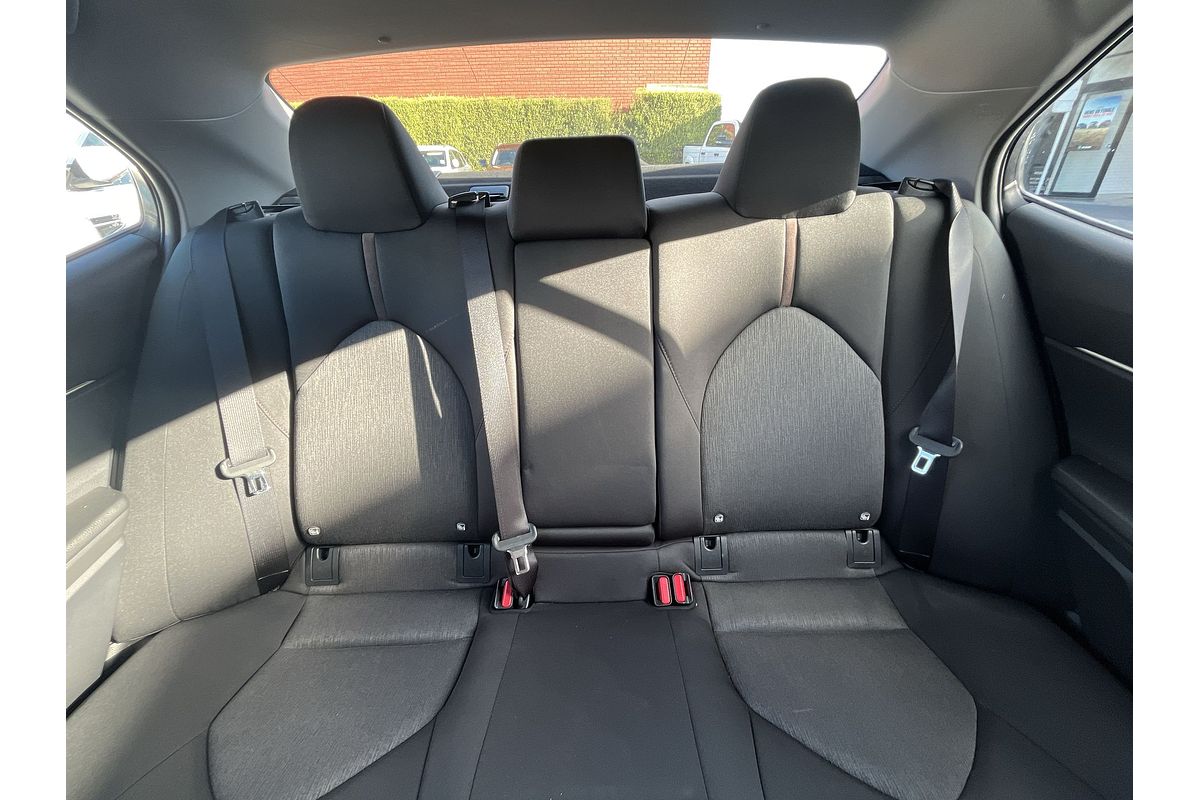 2020 Toyota Camry Ascent ASV70R