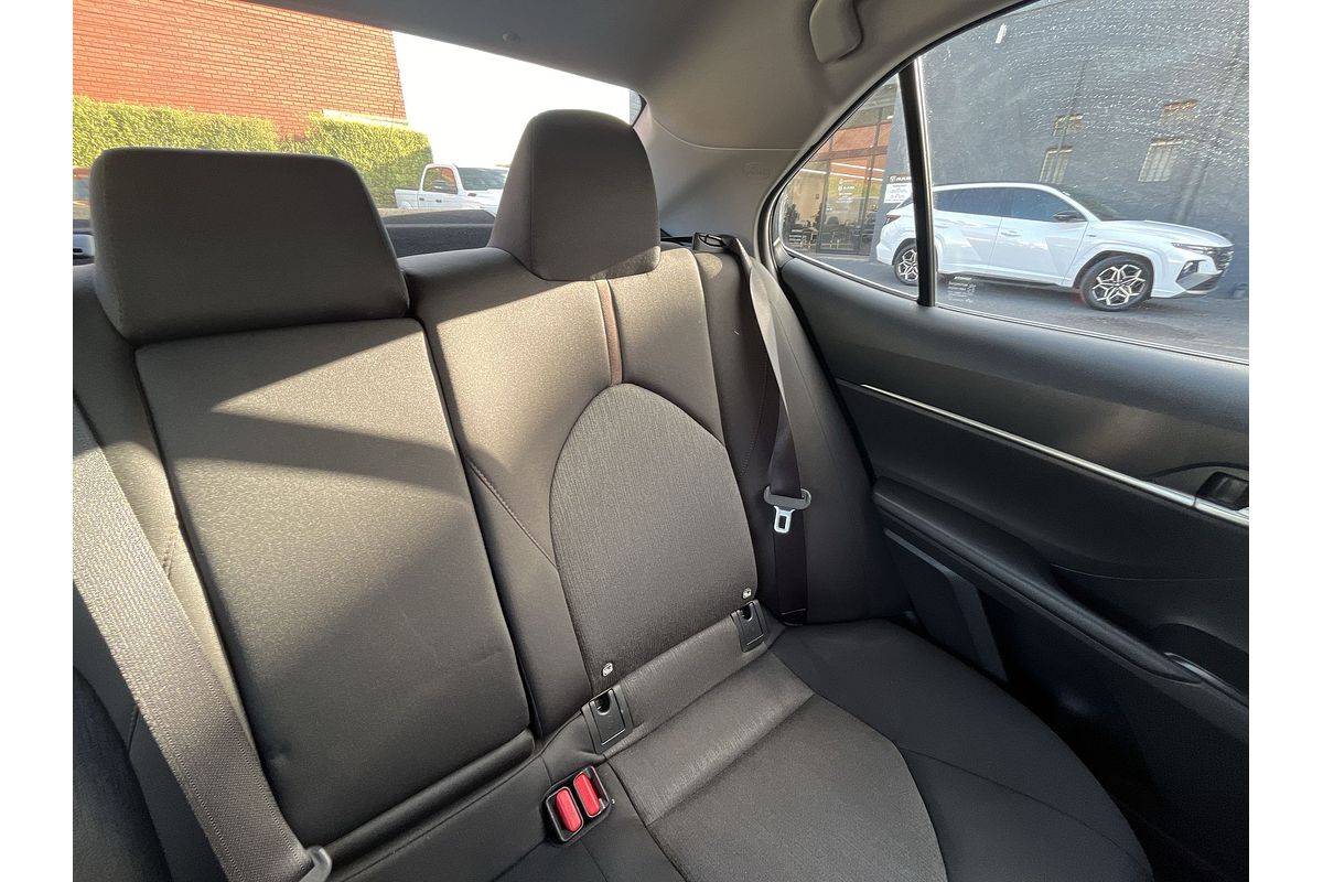2020 Toyota Camry Ascent ASV70R