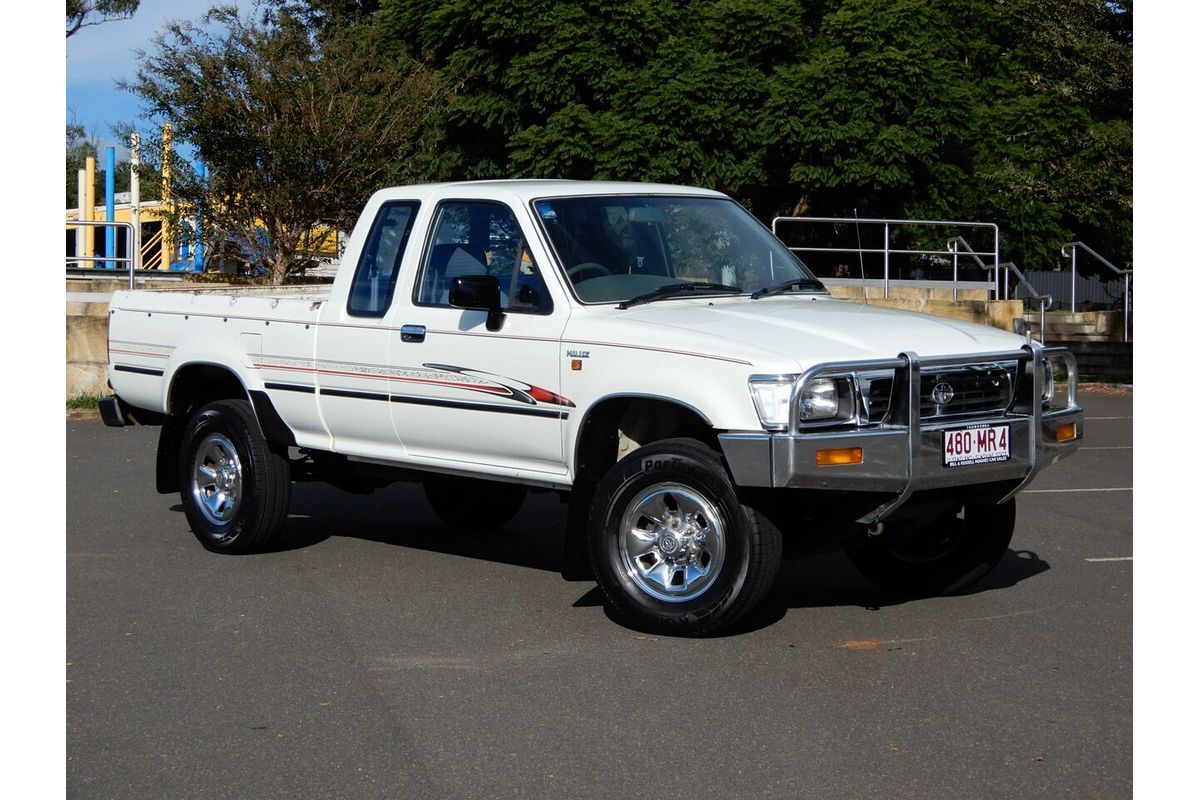 1995 Toyota Hilux SR5 RN90R Rear Wheel Drive