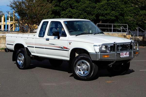 1995 Toyota Hilux SR5 RN90R Rear Wheel Drive