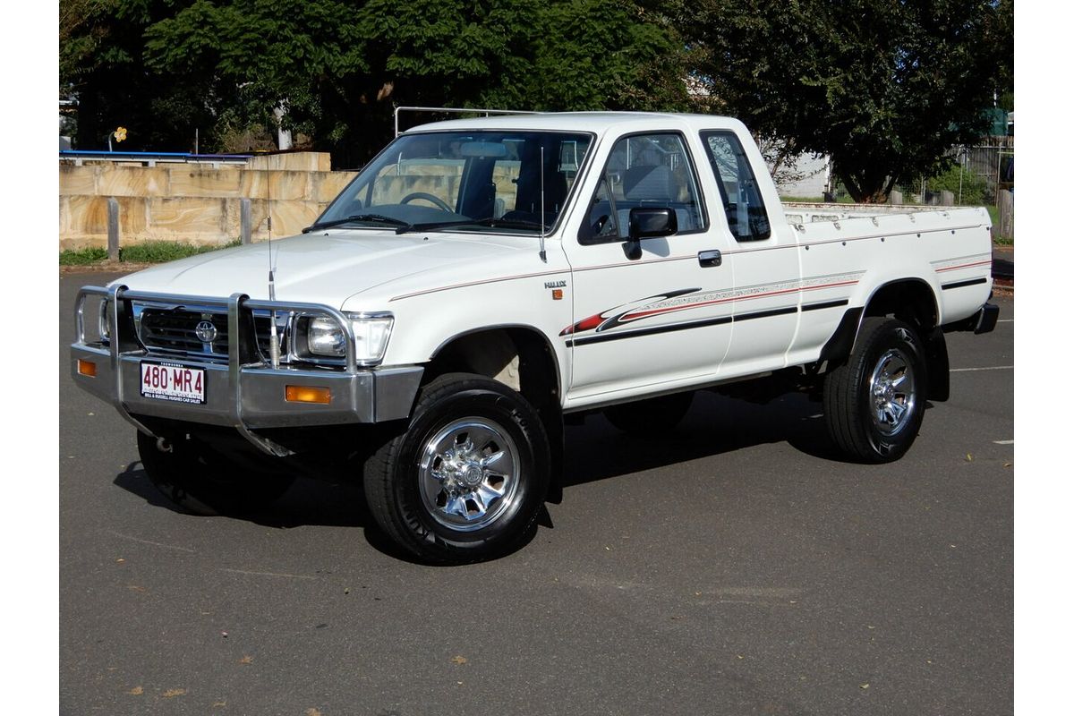 1995 Toyota Hilux SR5 RN90R Rear Wheel Drive