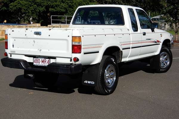 1995 Toyota Hilux SR5 RN90R Rear Wheel Drive