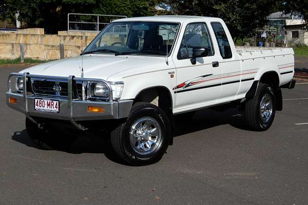 1995 Toyota Hilux SR5 RN90R Rear Wheel Drive