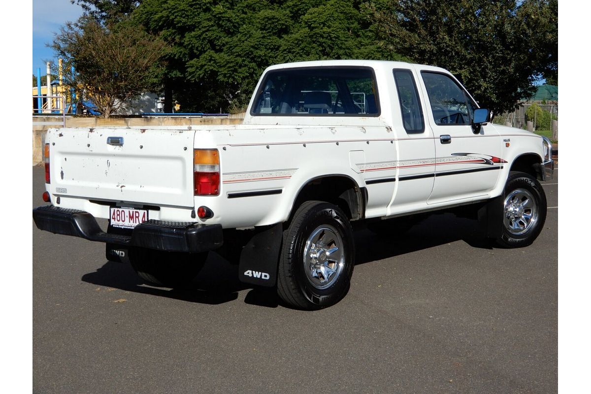1995 Toyota Hilux SR5 RN90R Rear Wheel Drive