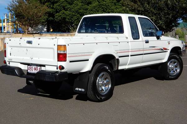 1995 Toyota Hilux SR5 RN90R Rear Wheel Drive