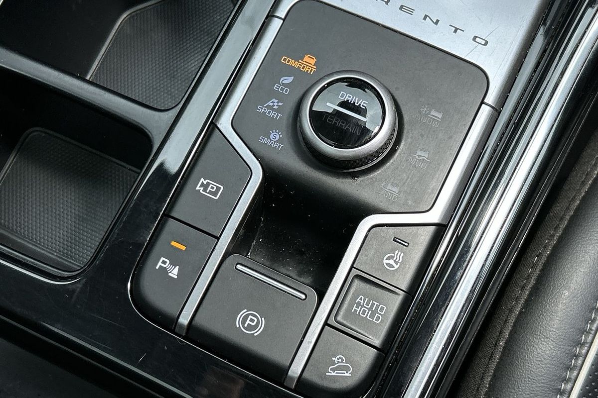 2022 Kia Sorento GT-Line MQ4
