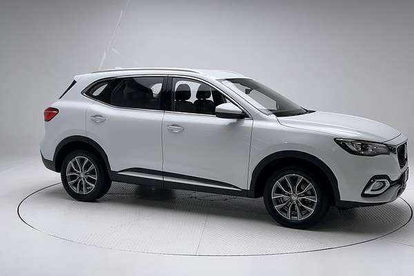 2022 MG HS Vibe SAS23
