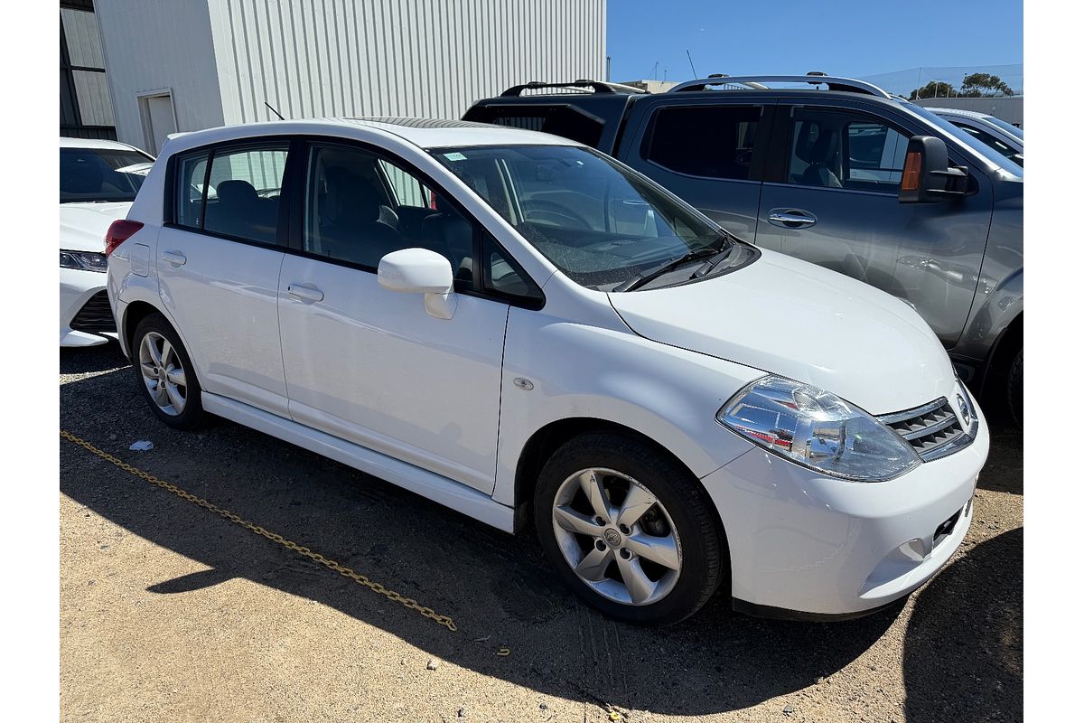 2011 Nissan Tiida Ti C11 S3