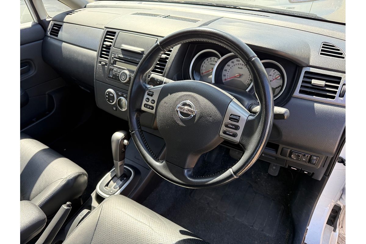2011 Nissan Tiida Ti C11 S3