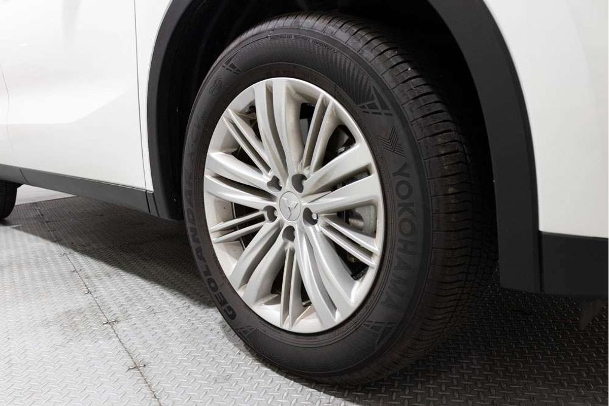 2024 Mitsubishi Outlander LS ZM