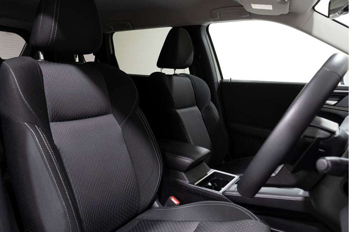 2024 Mitsubishi Outlander LS ZM