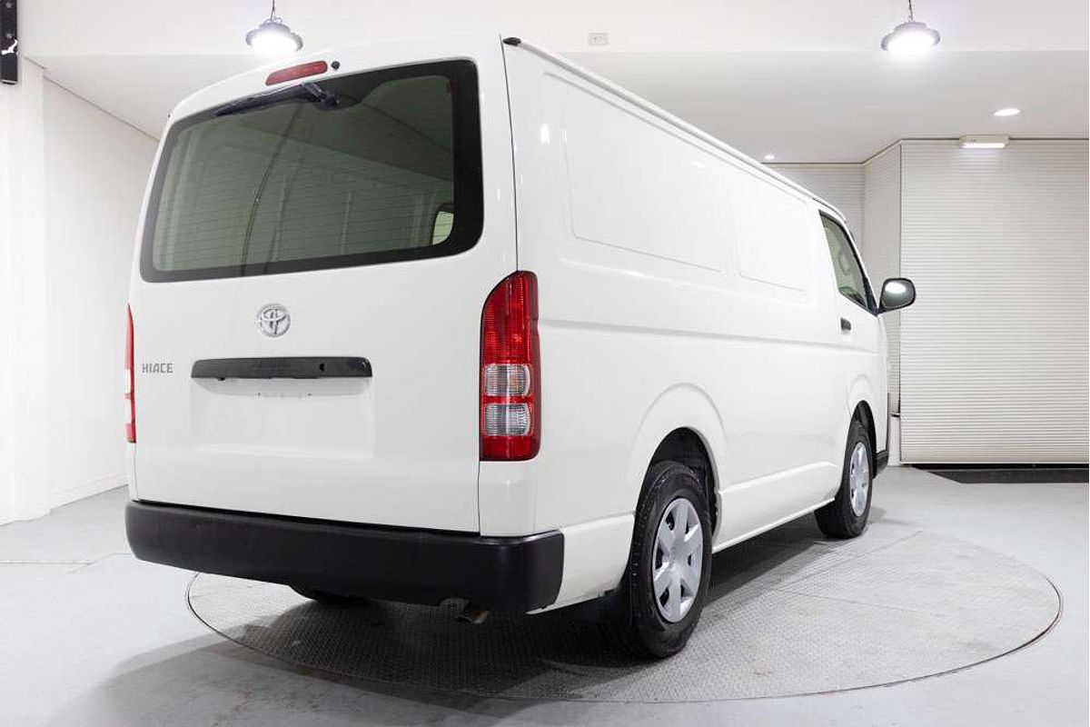 2015 Hiace Van LWB 2.7L Petrol Automatic