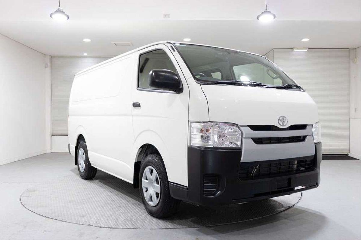 2015 Hiace Van LWB 2.7L Petrol Automatic