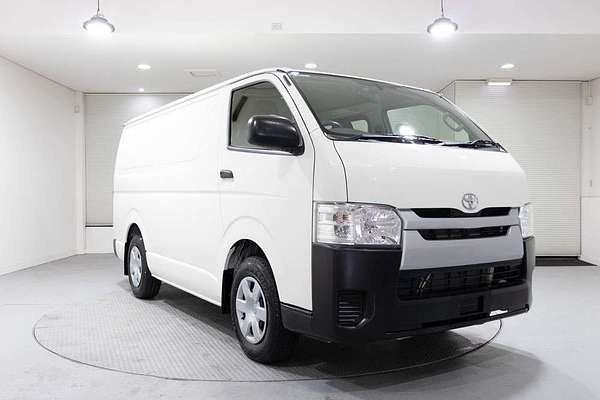 2015 Toyota Hiace TRH201R LWB