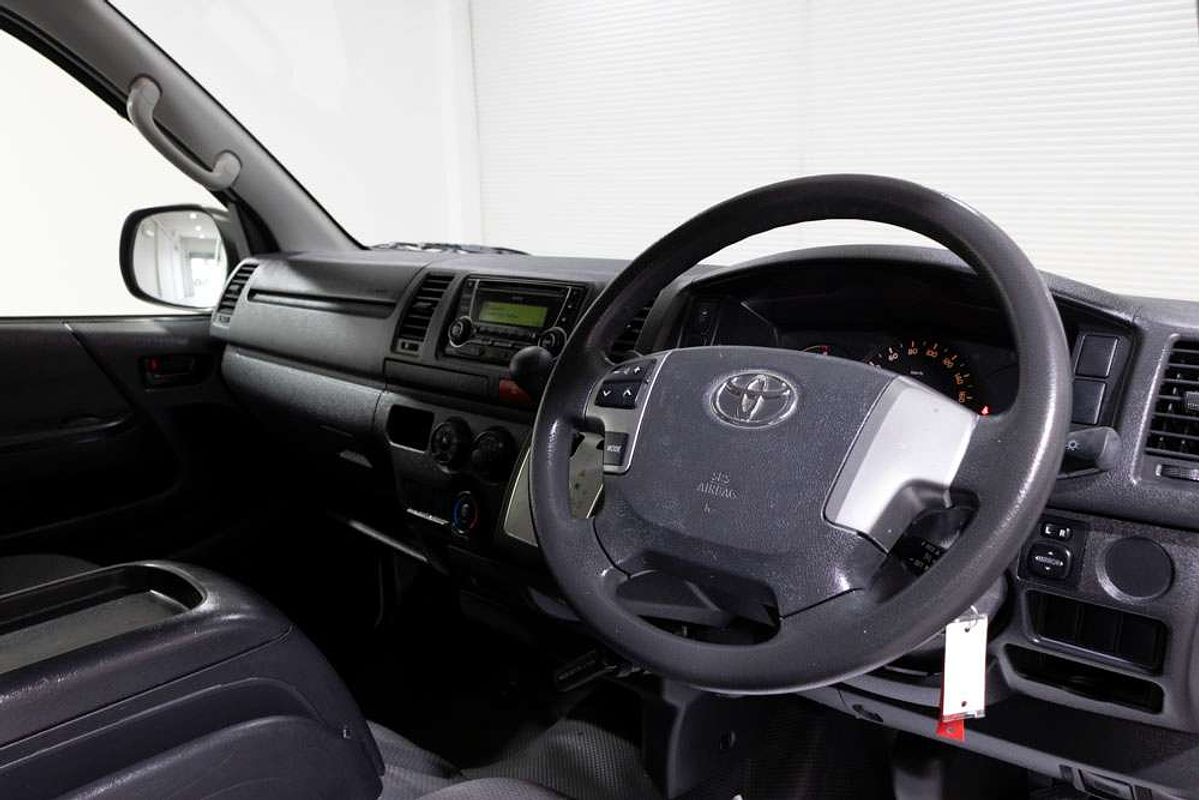 2015 Hiace Van LWB 2.7L Petrol Automatic