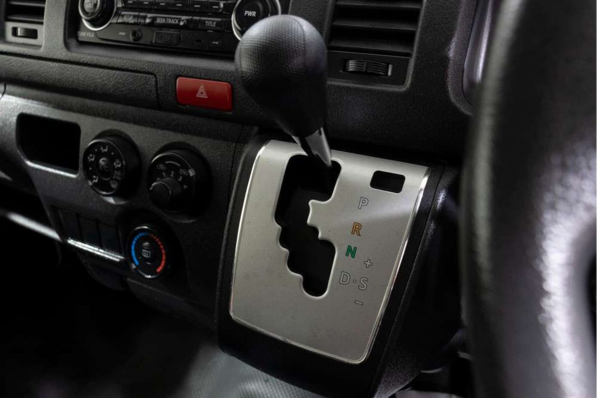 2015 Hiace Van LWB 2.7L Petrol Automatic