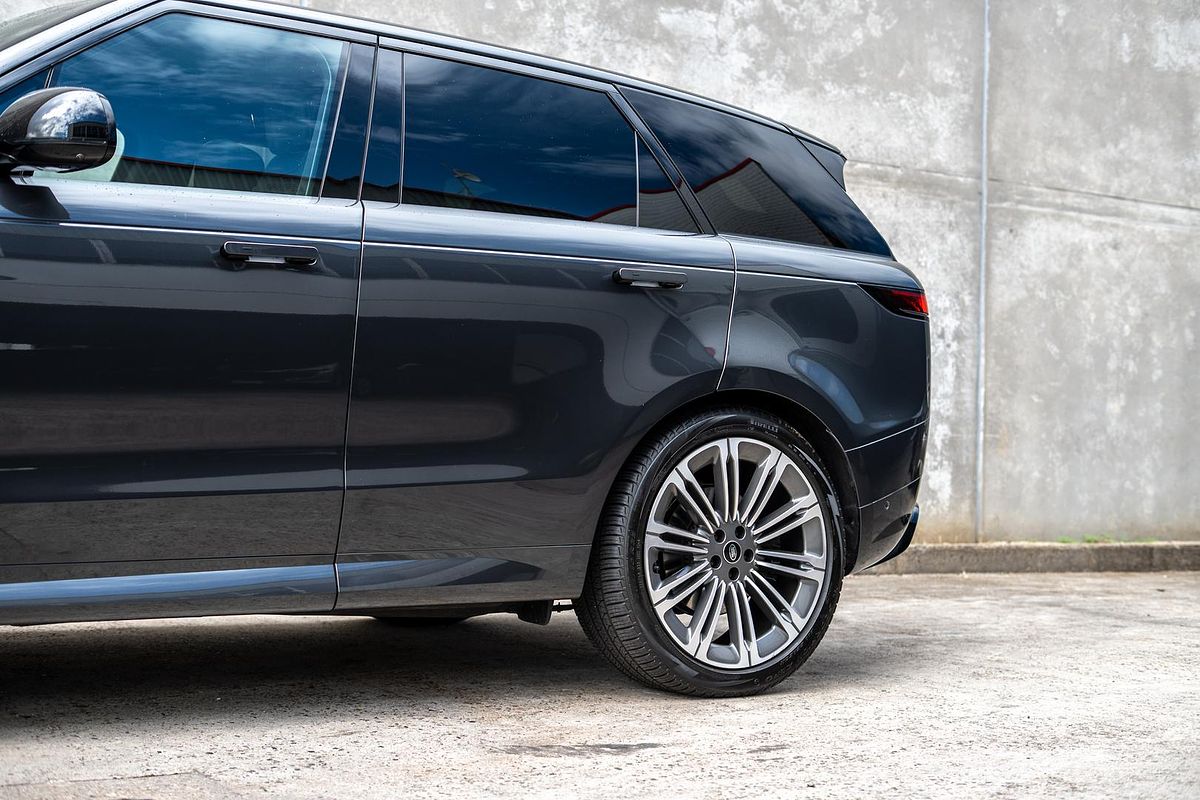 2024 Land Rover Range Rover Sport D300 Dynamic SE L461