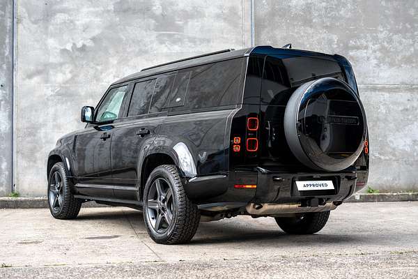 2024 Land Rover Defender 130 P400 X-Dynamic SE L663