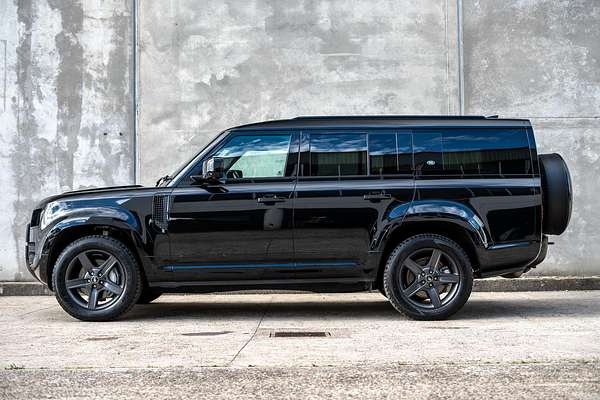 2024 Land Rover Defender 130 P400 X-Dynamic SE L663