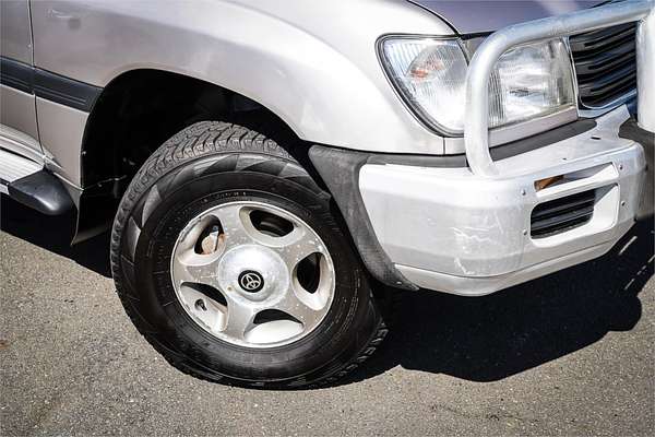 2003 Toyota Landcruiser GXL HDJ100R